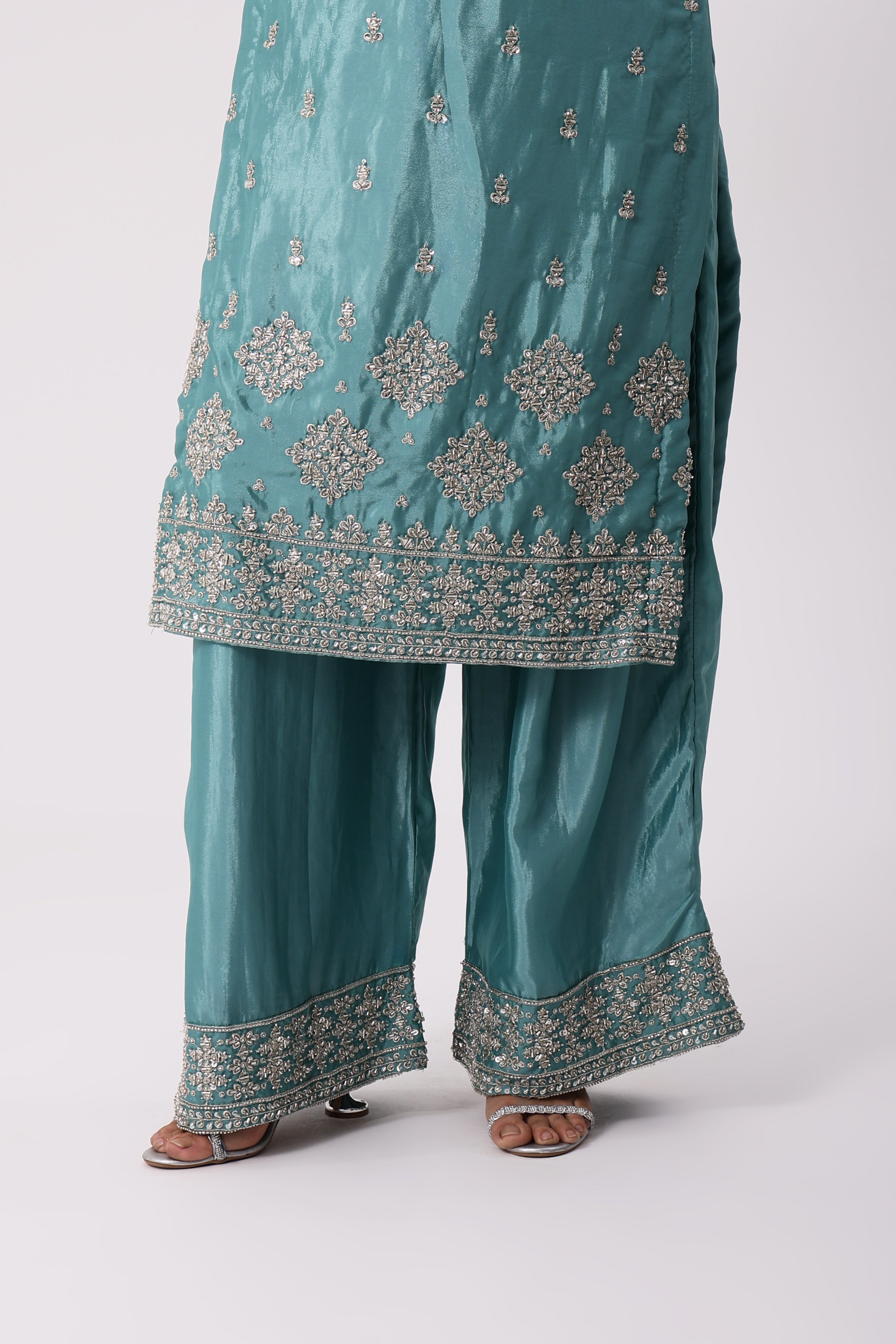 Pakistani Suit