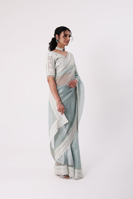 Saree With Readymade Blouse