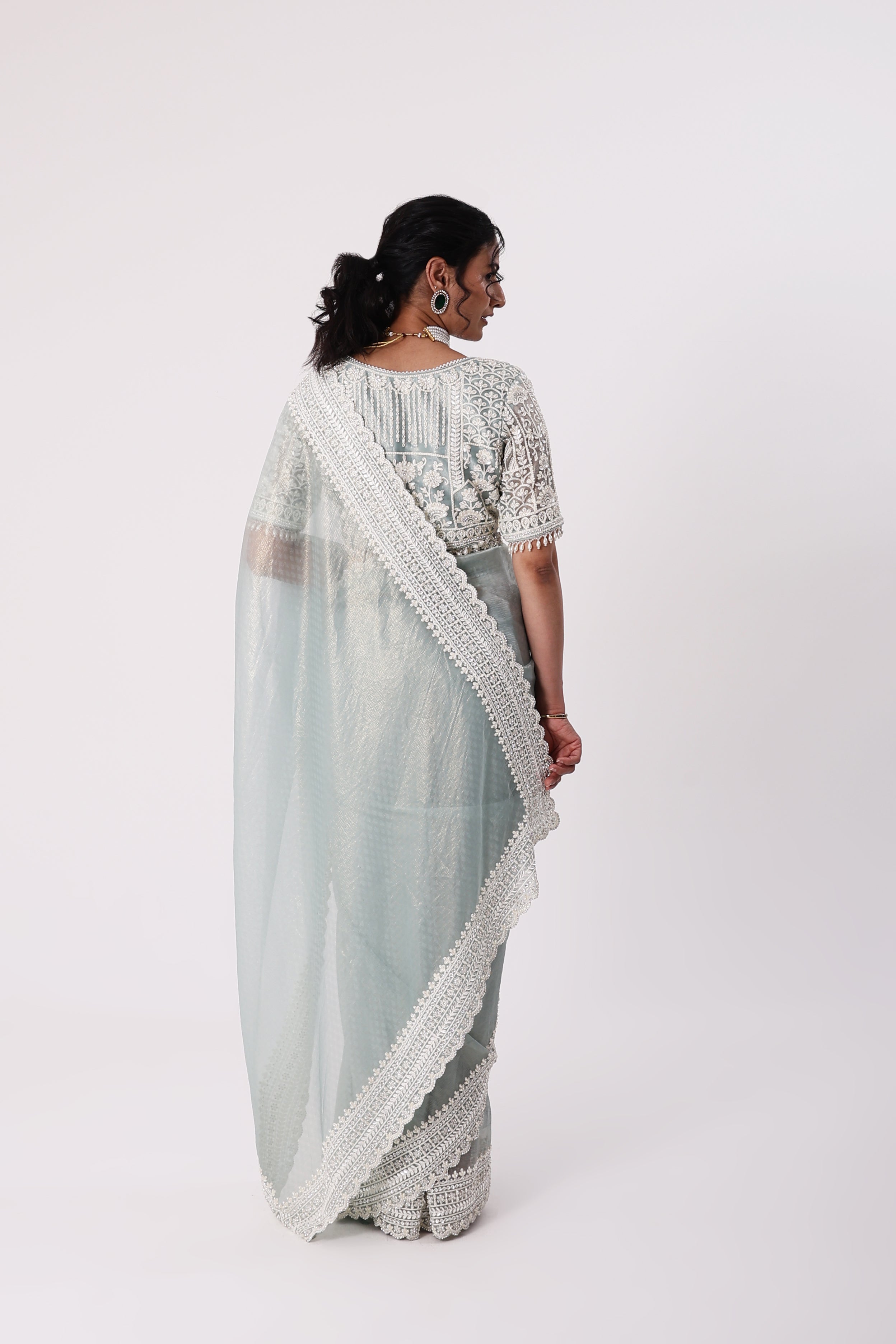 Saree With Readymade Blouse
