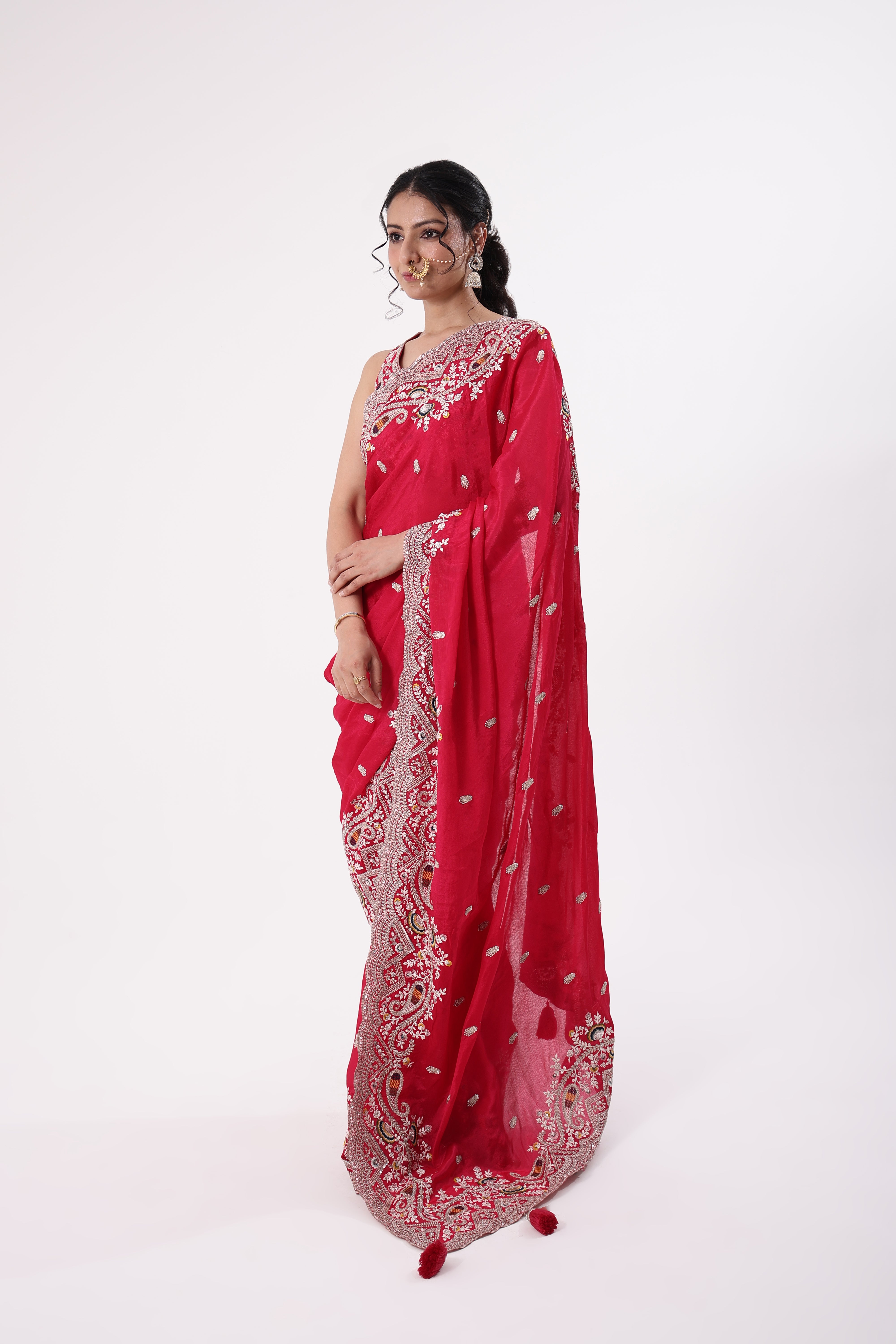 Saree With Readymade Blouse