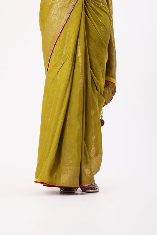 Saree With Readymade Blouse
