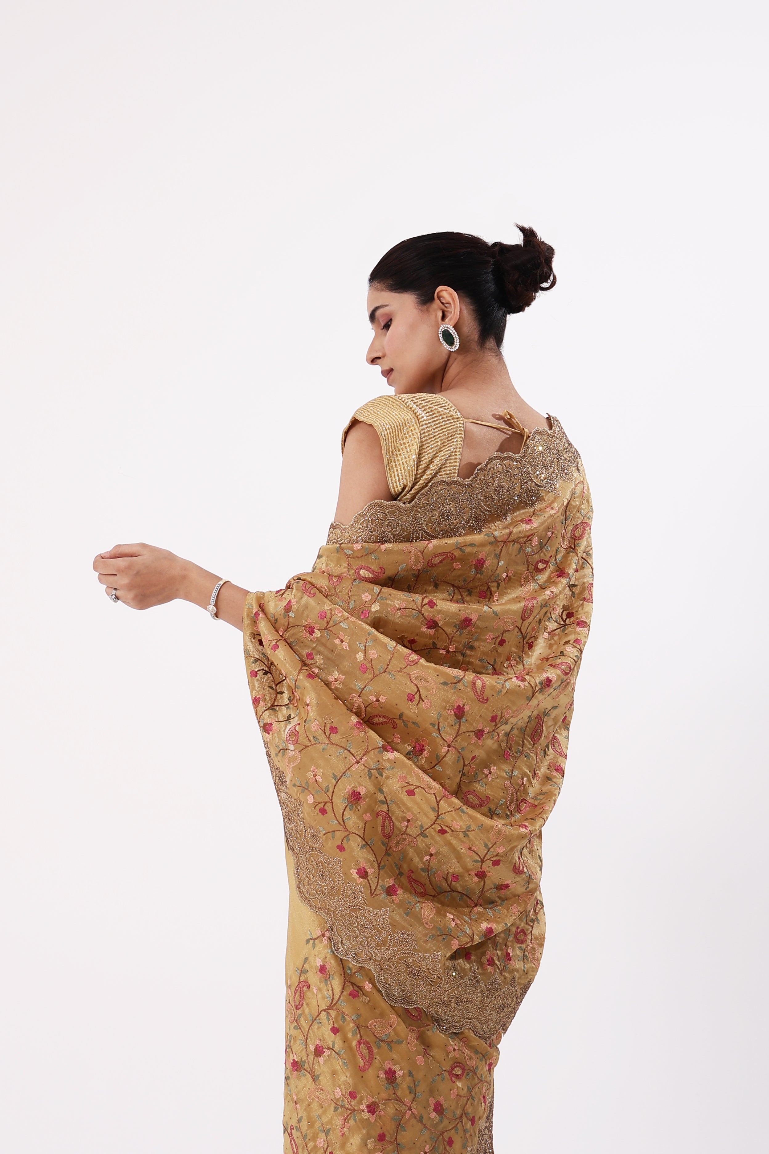 Saree