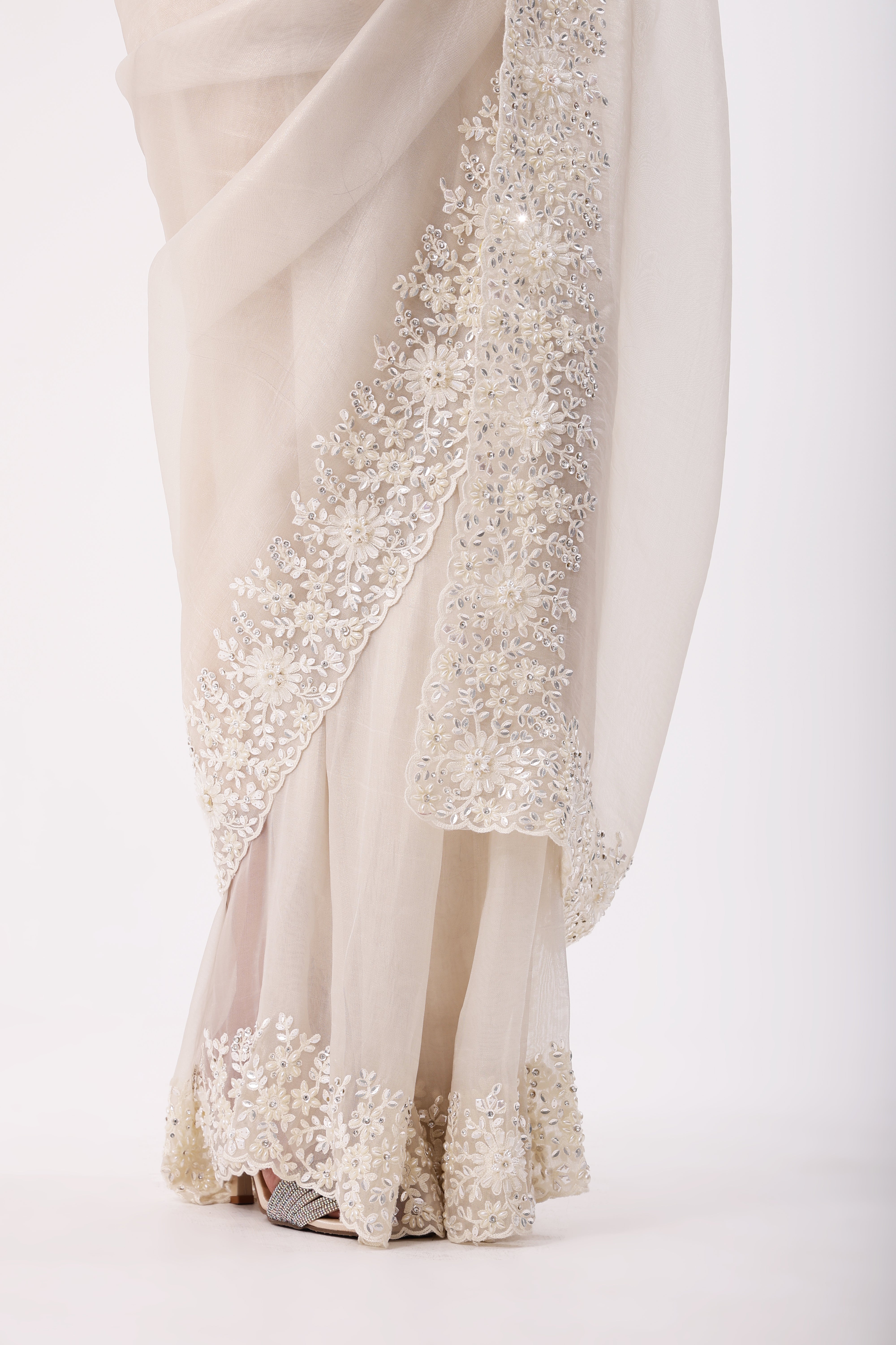 Saree With Readymade Blouse
